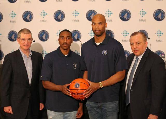 他的快速突 他的快速突