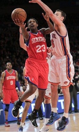 第三人出球 第三人出球